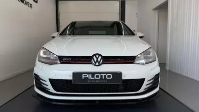 Volkswagen Golf 2013 - 20990 EUR, 163534 km - AUTO.MOTO.pt - 163534km - foto 3 de 22