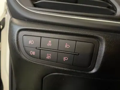 Fiat Tipo 2019 - 8900 EUR, 146000 km - AUTO.MOTO.pt - 146000km - foto 28 de 32