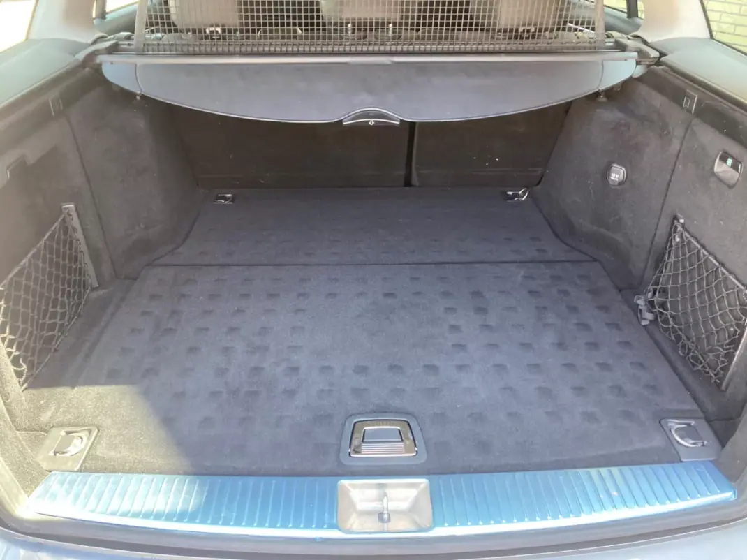 Mercedes-Benz C 220 2012 - 11450 EUR, 343400 km - 343400km - foto 20 de 22