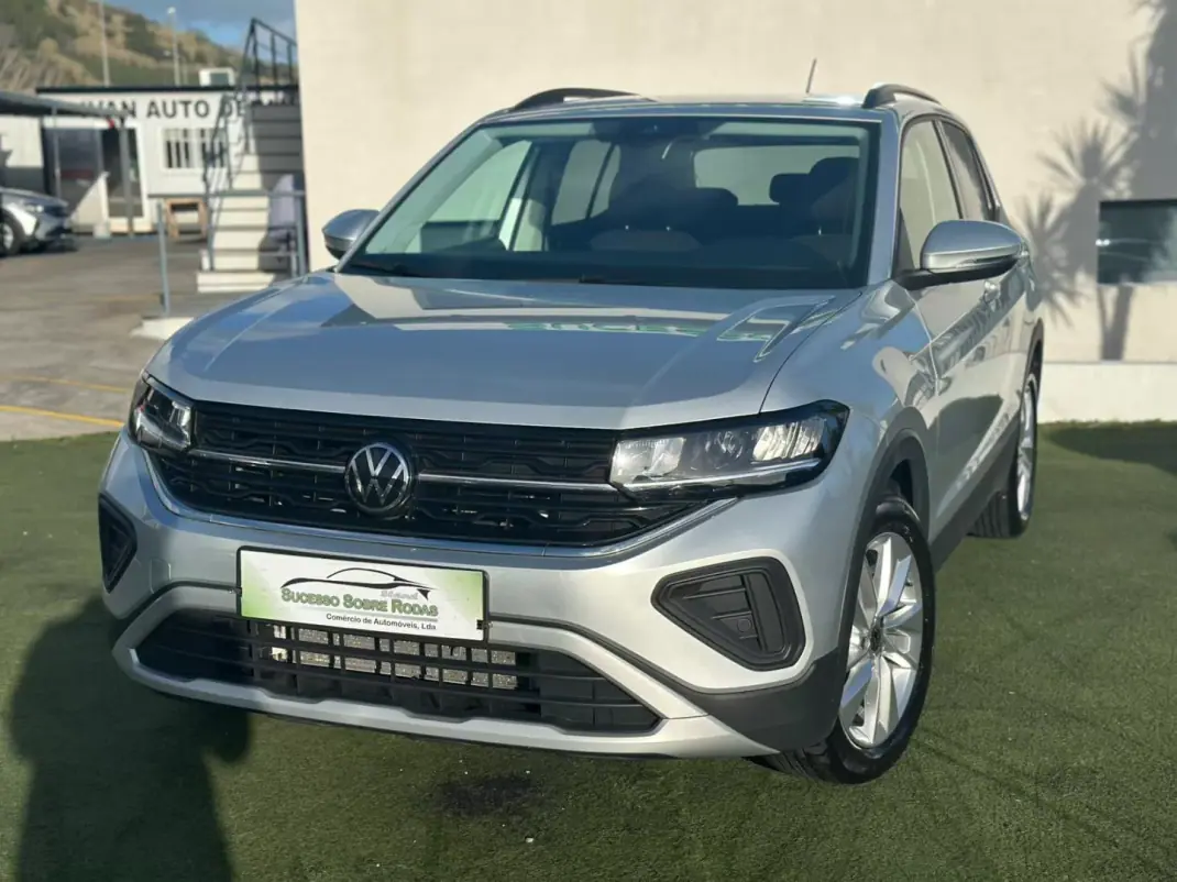 Volkswagen T-Cross 2025 - 24990 EUR, 20725 km - AUTO.MOTO.pt - 20725km - foto 2 de 18
