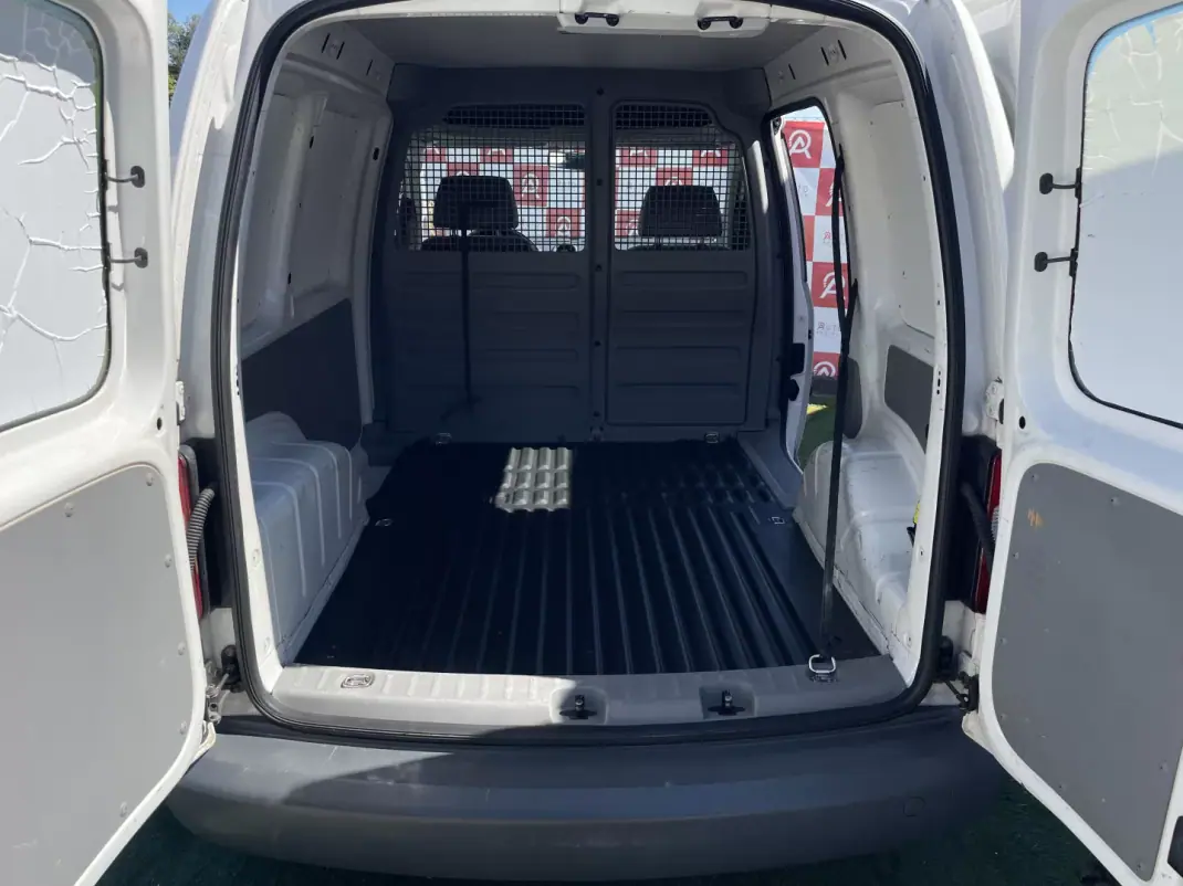 VW CADDY 1.9 TDI EXTRA AC 2010 - 6490 EUR, 307370 km - AUTO.MOTO.pt - 307370km - foto 16 de 16