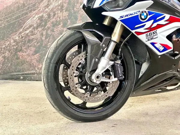 BMW K 1300 S HP Package 2020 - 21000 EUR, 24253 km - AUTO.MOTO.pt - 24253km - foto 10 de 17