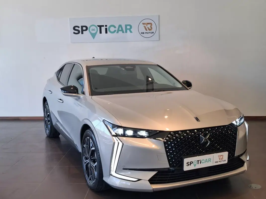 DS DS4 2025 - 27750 EUR, 29101 km - 29101km - foto 8 de 47