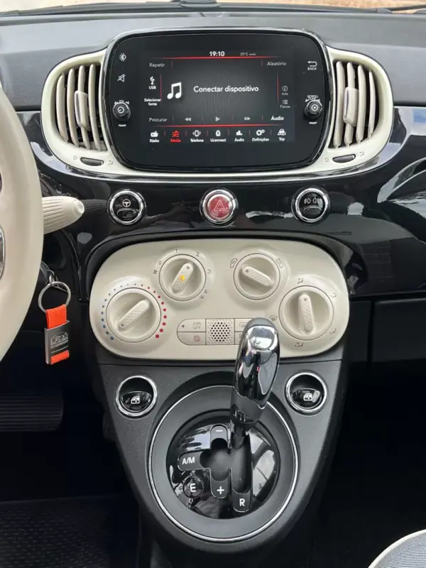 Fiat 500 2018 - 13500 EUR, 40000 km - AUTO.MOTO.pt - 40000km - foto 9 de 78