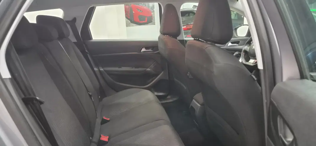 Peugeot 308 SW 2016 - 9490 EUR, 123000 km - AUTO.MOTO.pt - 123000km - foto 24 de 27