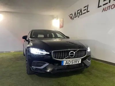 Volvo V60 2020 - 24950 EUR, 123000 km - AUTO.MOTO.pt - 123000km - foto 3 de 32