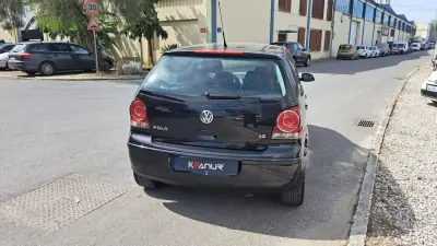 Volkswagen Polo 2008 - 4980 EUR, 154267 km - AUTO.MOTO.pt - 154267km - foto 18 de 38