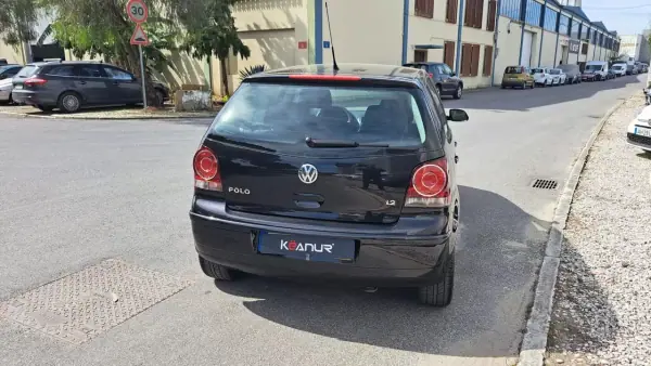 Volkswagen Polo 2008 - 4980 EUR, 154267 km - AUTO.MOTO.pt - 154267km - foto 18 de 38