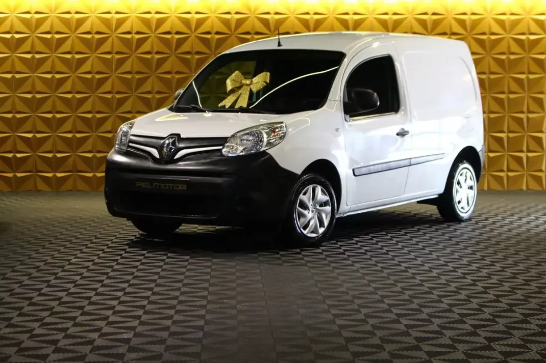 Renault KANGOO IVA DEDUTIVEL 2019 - 9450 EUR, 190000 km - AUTO.MOTO.pt - 190000km - foto 1 de 24