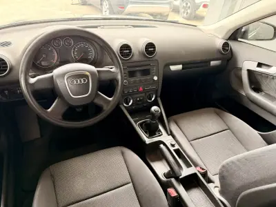 Audi A3 Sportback 2007 - 8950 EUR, 269976 km - AUTO.MOTO.pt - 269976km - foto 5 de 6