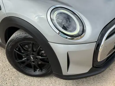 MINI Cooper 2023 - 23995 EUR, 20000 km - AUTO.MOTO.pt - 20000km - foto 49 de 52