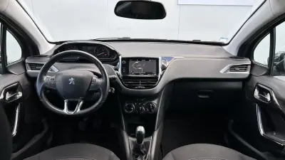 Peugeot 208 2019 - 8990 EUR, 107500 km - 107500km - foto 8 de 31