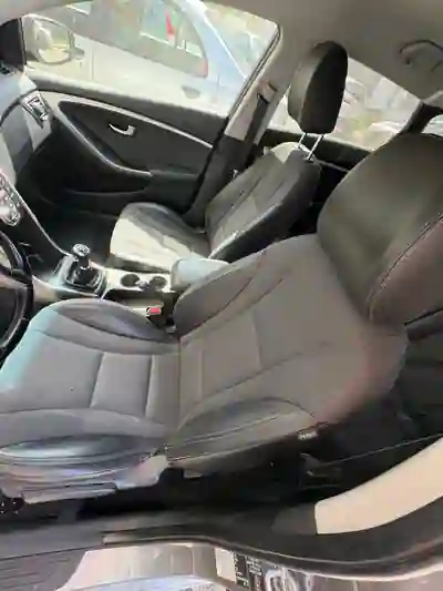 Hyundai i30 2013 - 8000 EUR, 71500 km - 71500km - foto 8 de 10