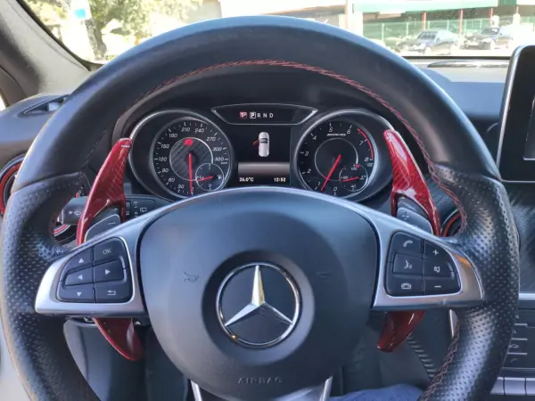 Mercedes-Benz A 45 AMG 2016 - 32500 EUR, 122000 km - AUTO.MOTO.pt - 122000km - foto 21 de 23