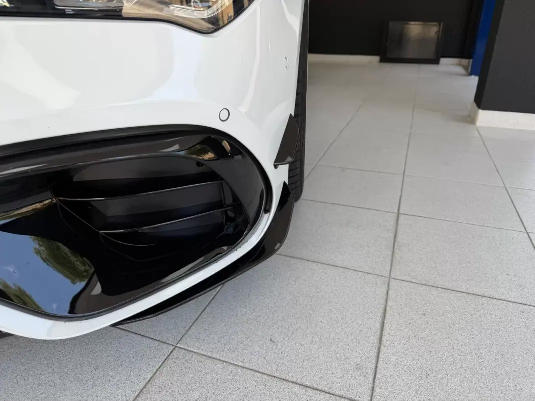 Mercedes-Benz CLA 180 2019 - 32000 EUR, 172639 km - AUTO.MOTO.pt - 172639km - foto 25 de 32