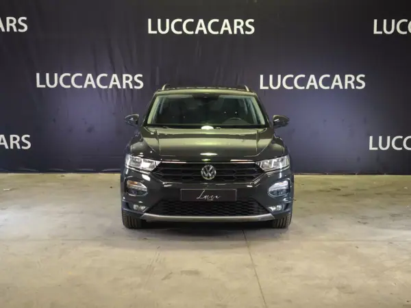 Volkswagen T-Roc 2019 - 17490 EUR, 147720 km - AUTO.MOTO.pt - 147720km - foto 2 de 23