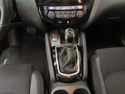 Nissan Qashqai 2018 - 17990 EUR, 145000 km - 145000km - foto 16 de 20