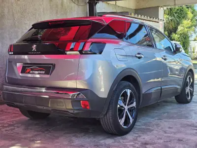Peugeot 3008 2020 - 13999 EUR, 104000 km - AUTO.MOTO.pt - 104000km - foto 11 de 14
