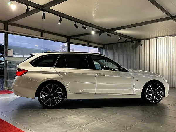 BMW 318 2012 - 16990 EUR, 173500 km - AUTO.MOTO.pt - 173500km - foto 4 de 35