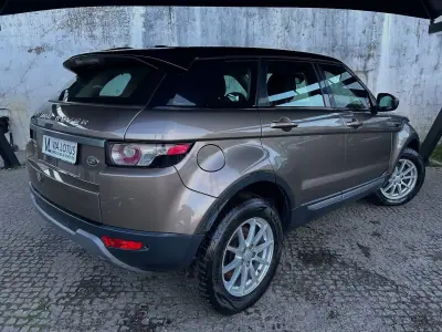 Land Rover Range Rover Evoque 2015 - 22490 EUR, 199000 km - AUTO.MOTO.pt - 199000km - foto 18 de 19
