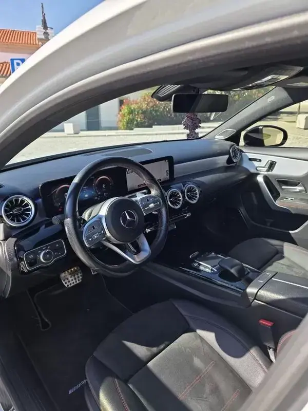 Mercedes-Benz A 250 2021 - 27499 EUR, 85000 km - AUTO.MOTO.pt - 85000km - foto 15 de 41