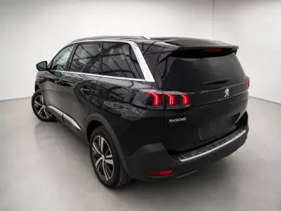 Peugeot 5008 2022 - 18750 EUR, 112740 km - AUTO.MOTO.pt - 112740km - foto 4 de 9