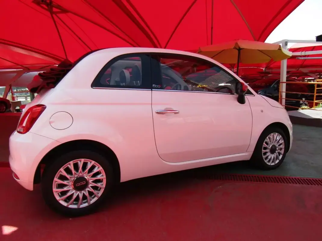 Fiat 500C 2016 - 12900 EUR, 98209 km - 98209km - foto 6 de 22