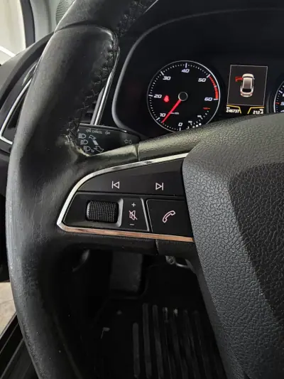 SEAT Leon ST 2016 - 9650 EUR, 246737 km - AUTO.MOTO.pt - 246737km - foto 60 de 79
