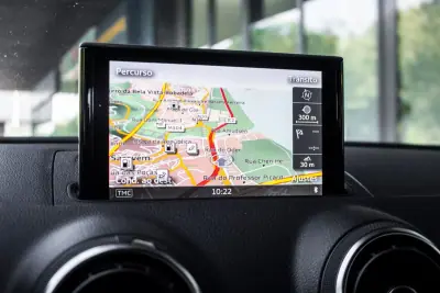 Audi A3 Sportback 2015 - 13490 EUR, 252393 km - AUTO.MOTO.pt - 252393km - foto 34 de 34