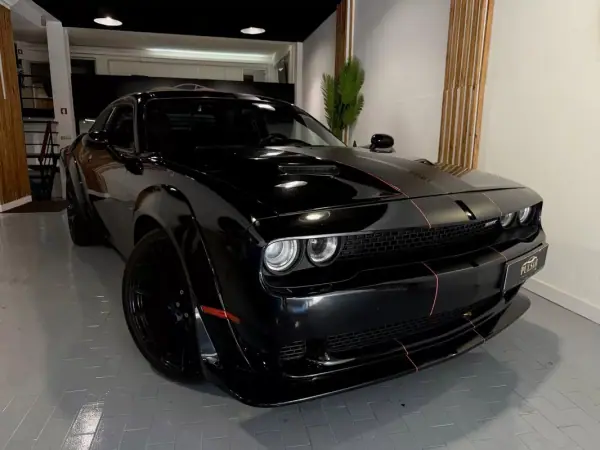 Dodge Challenger 2018 - 54900 EUR, 86429 km - AUTO.MOTO.pt - 86429km - foto 10 de 11