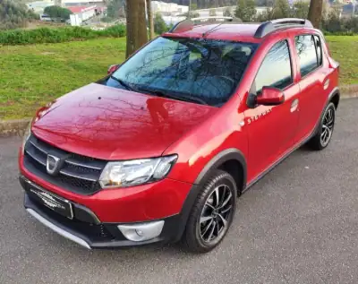 Dacia Sandero 2014 - 9950 EUR, 161000 km - AUTO.MOTO.pt - 161000km - foto 4 de 24
