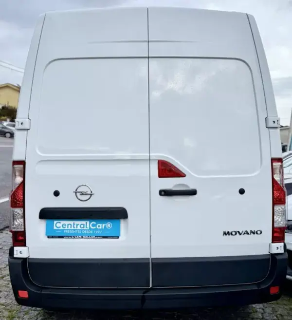 Opel Movano 2.3 L2H2 136Cv | GPS | IVA DEDUTÍVEL 2021 - 21950 EUR, 108000 km - AUTO.MOTO.pt - 108000km - foto 6 de 17