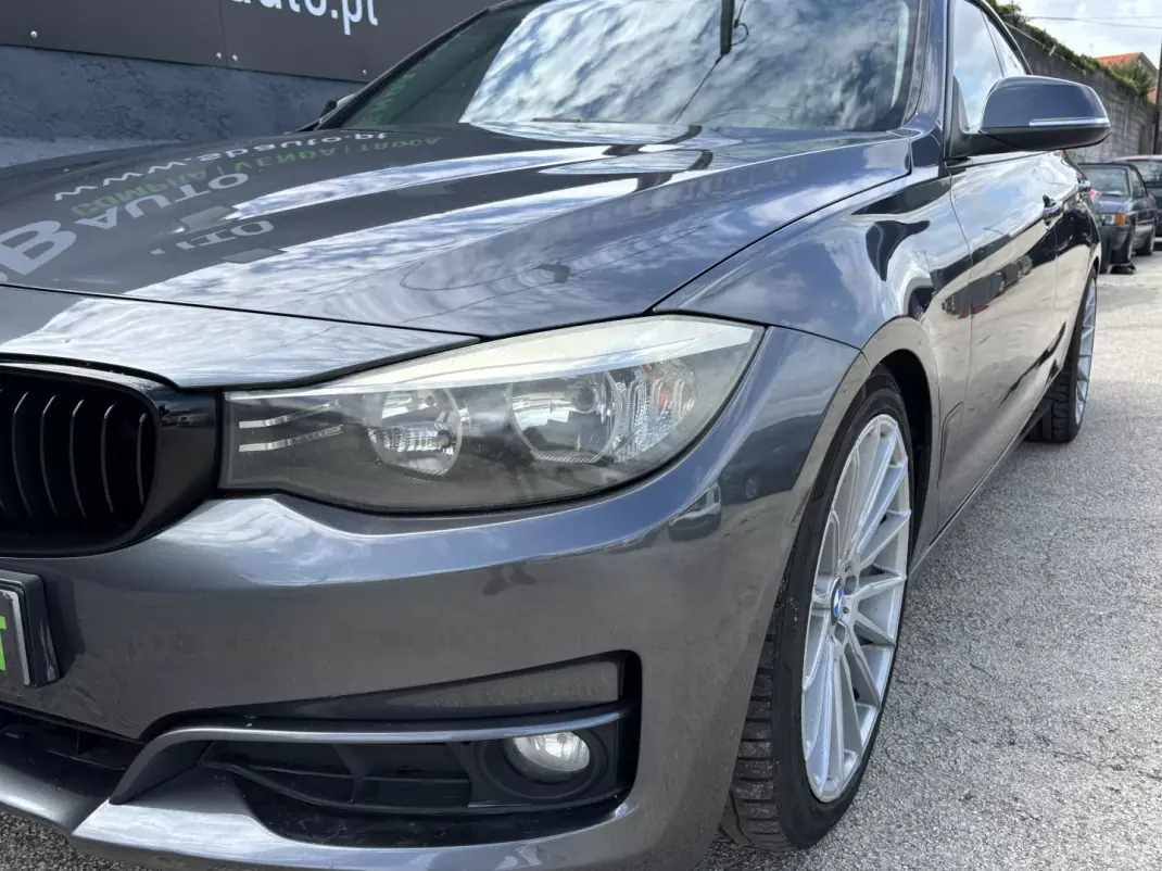 BMW 318 Gran Turismo 2014 - 11990 EUR, 280000 km - 280000km - foto 3 de 26