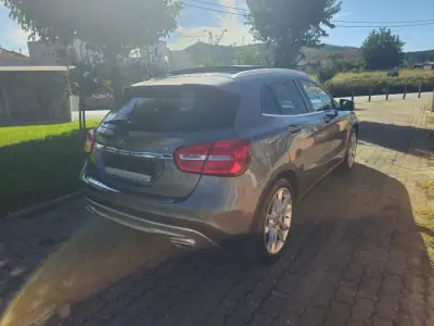 Mercedes-Benz GLA 200 2015 - 18750 EUR, 148362 km - foto 4 de 14