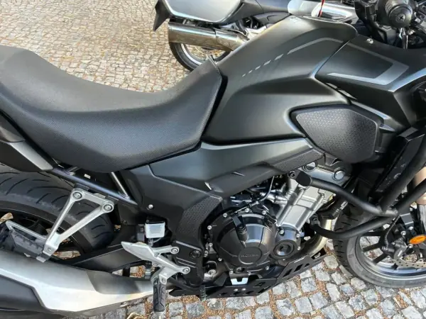 Honda CB 1100 2022 - 6250 EUR, 22576 km - AUTO.MOTO.pt - 22576km - foto 14 de 18