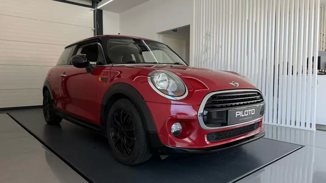 MINI One 2015 - 10990 EUR, 94000 km - AUTO.MOTO.pt - 94000km - foto 5 de 16