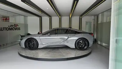 BMW i8 2015 - 62500 EUR, 132830 km - 132830km - foto 16 de 50