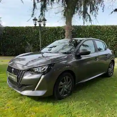 Peugeot 208 2022 - 13990 EUR, 50 km - AUTO.MOTO.pt - 50km - foto 10 de 14