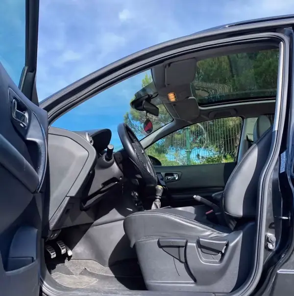 Nissan Qashqai 2013 - 10900 EUR, 183000 km - AUTO.MOTO.pt - 183000km - foto 6 de 7