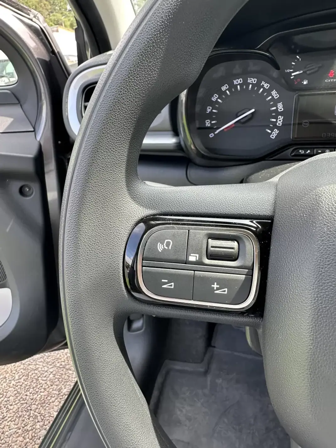 Citroën C3 2022 - 12900 EUR, 39000 km - AUTO.MOTO.pt - 39000km - foto 36 de 46