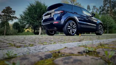Land Rover Range Rover Evoque 2017 - 24900 EUR, 203000 km - AUTO.MOTO.pt - 203000km - foto 20 de 24