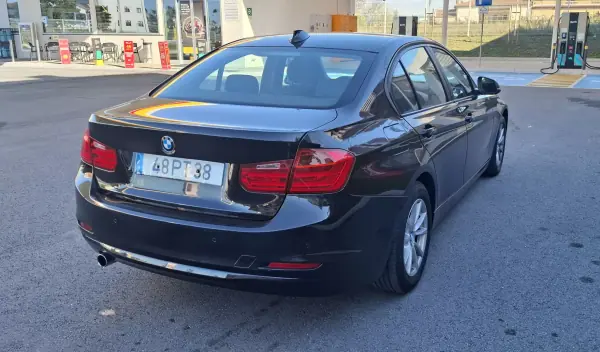 BMW 320 2015 — foto 2 de 12