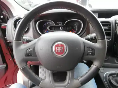 Fiat Talento 2018 - 22000 EUR, 115810 km - AUTO.MOTO.pt - 115810km - foto 21 de 32
