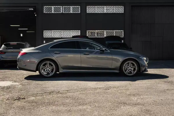 Mercedes-Benz CLS 220 2020 - 52900 EUR, 145000 km - AUTO.MOTO.pt - 145000km - foto 2 de 35