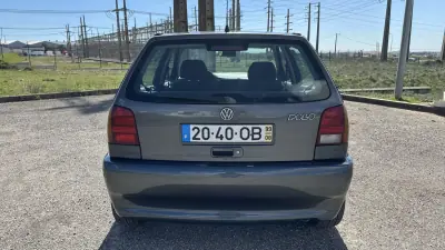 Volkswagen Polo 1999 - 1450 EUR, 208000 km - AUTO.MOTO.pt - 208000km - foto 7 de 12