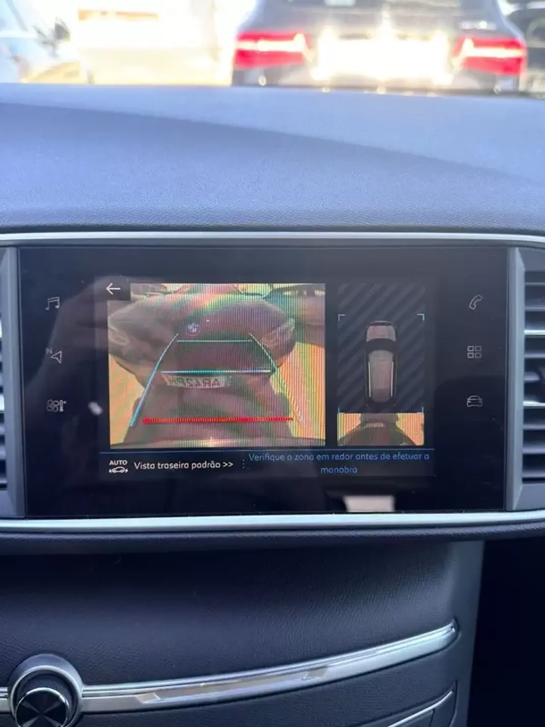 Peugeot 308 2021 - 15200 EUR, 92693 km - AUTO.MOTO.pt - 92693km - foto 22 de 24