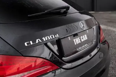 Mercedes-Benz CLA 180 2015 - 15900 EUR, 158000 km - AUTO.MOTO.pt - 158000km - foto 6 de 26