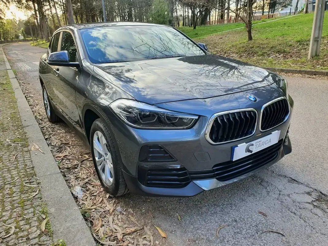 BMW X2 2021 - 22990 EUR, 100000 km - AUTO.MOTO.pt - 100000km - foto 1 de 21