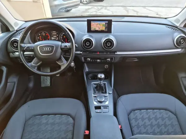 Audi A3 2014 - 14900 EUR, 250000 km - AUTO.MOTO.pt - 250000km - foto 30 de 38