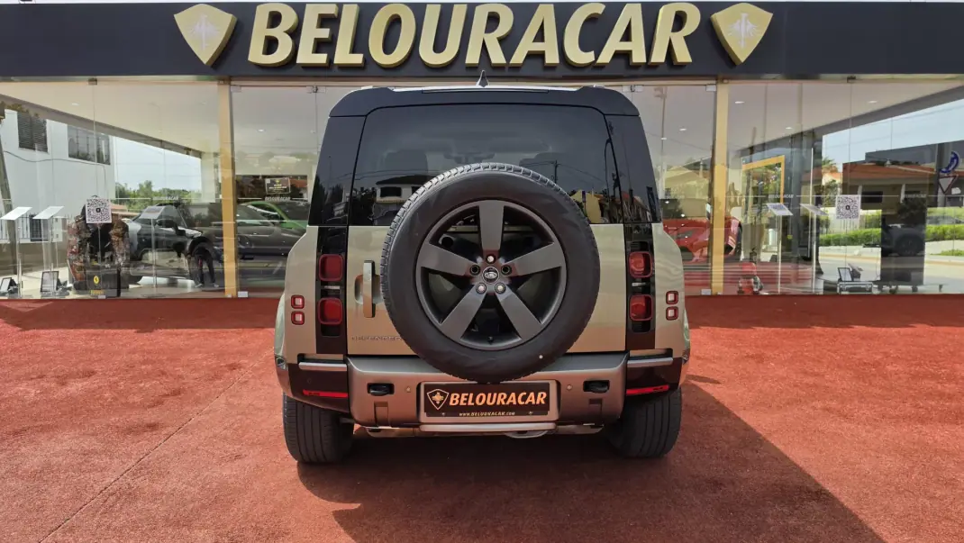 Land Rover Defender 2024 - 96000 EUR, 29684 km - AUTO.MOTO.pt - 29684km - foto 5 de 21